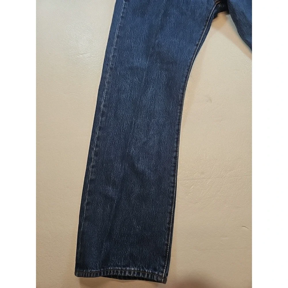 LEVIS 501 Men Size 38x32 Button Fly Original Fit Straight Leg 100% Cotton Jeans